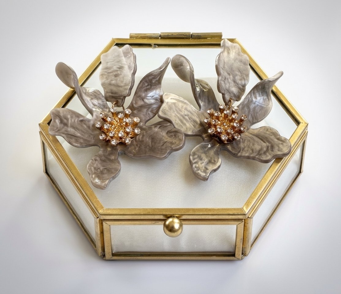 Aretes flor plateada